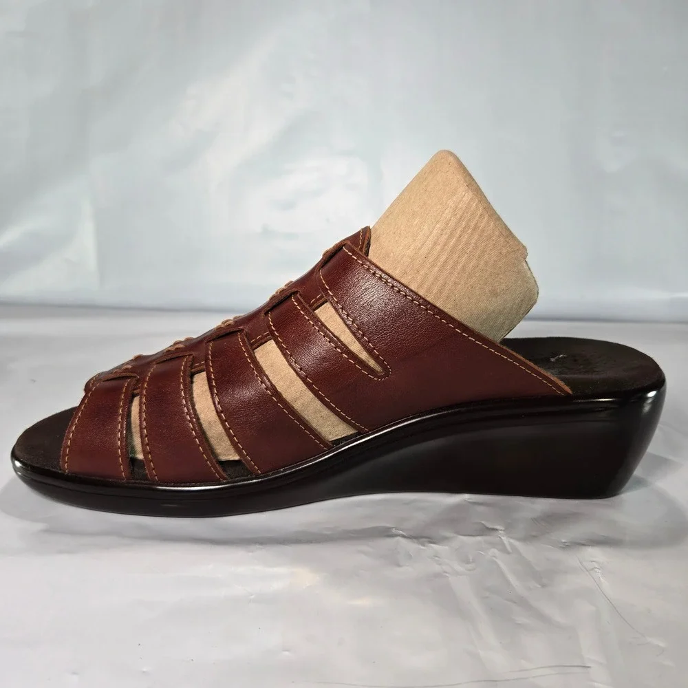 SAS Womens Mahogany Brown Leather Wedge Slide Sandals Fisherman Buckle Size 10.5